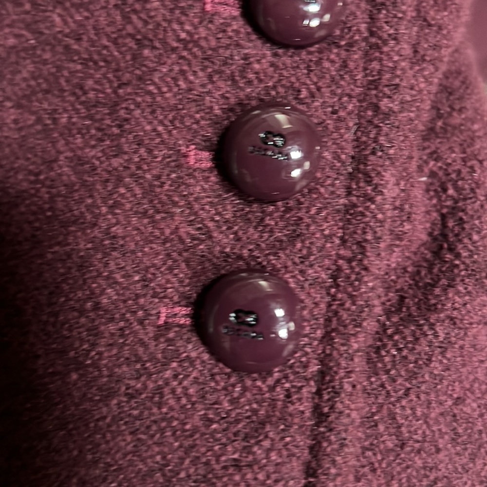 Gorgeous Escada jacket - Picture 6 of 8